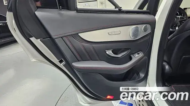 Mercedes-Benz GLC-Class 2019 — Şəkil 30/30