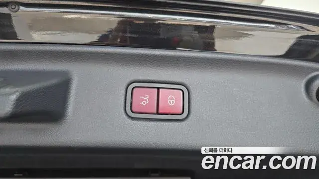 Mercedes-Benz S-Class 2023 — ფოტო 28/37