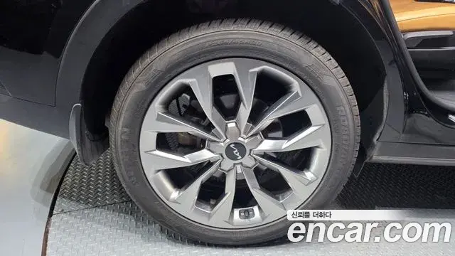 Kia Sorento 2023 — Photo 20/37