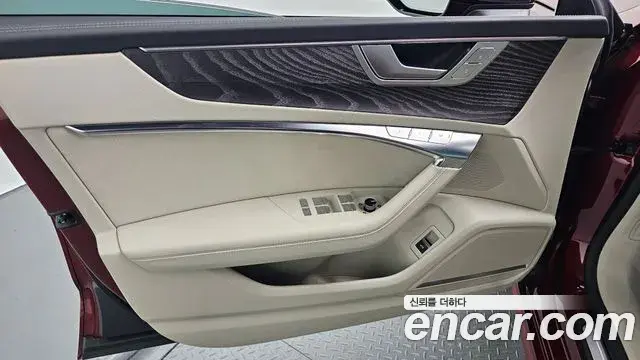 Audi A7 2025 — Photo 28/35