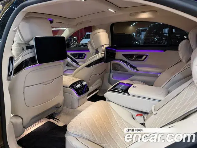 Mercedes-Benz S-Class 2021 — Photo 12/18