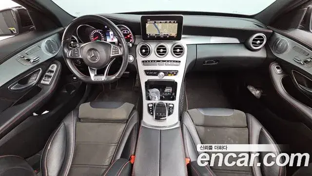 Mercedes-Benz C-Class 2018 — Фото 7/20