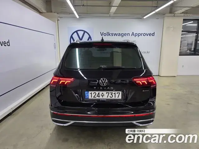 Volkswagen Tiguan 2021 — Photo 3/20