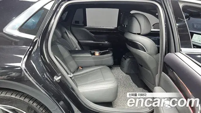Genesis G90 2022 — Şəkil 30/35