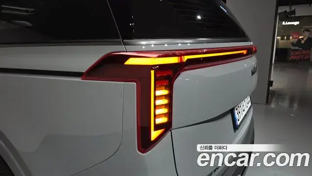 Kia Carnival 2025 — ფოტო 34/43