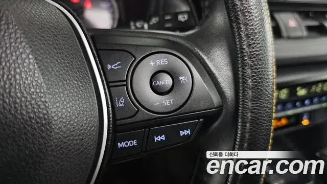 Toyota RAV4 2022 — Photo 17/20