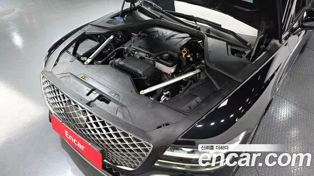 Genesis Electrified G80 2022 — Photo 5/20