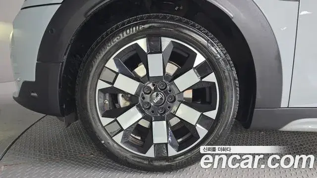 Mini Cooper Countryman 2022 — Photo 4/20