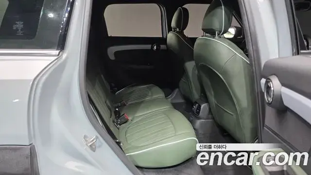 Mini Cooper Countryman 2022 — Photo 18/20