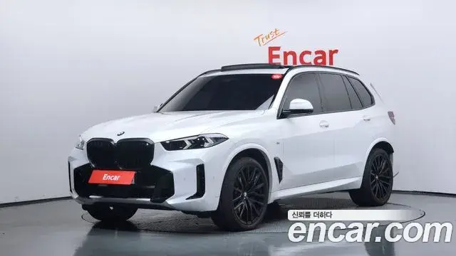BMW X5 2025 — ფოტო 17/20