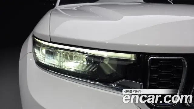 Jeep Grand Cherokee 2023 — Şəkil 17/34