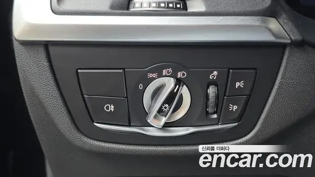BMW X3 2023 — ფოტო 28/31