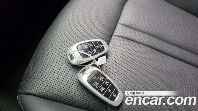 Hyundai Sonata Hybrid 2022 — ფოტო 18/30