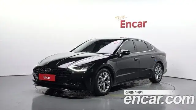 Hyundai Sonata 2022 — Фото 1/20