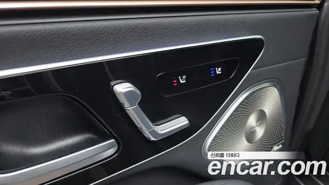Mercedes-Benz EQS 2023 — Şəkil 16/36
