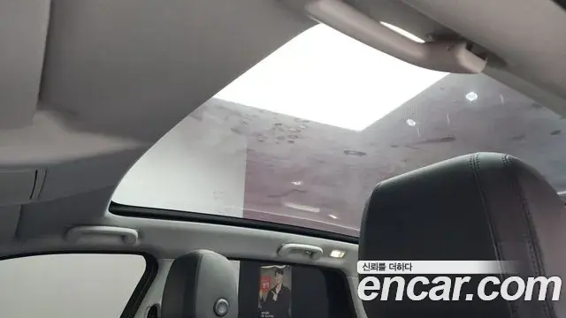 Land Rover Discovery Sport 2018 — ფოტო 35/37