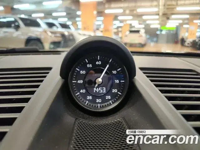 Porsche 911 2020 — Şəkil 8/20