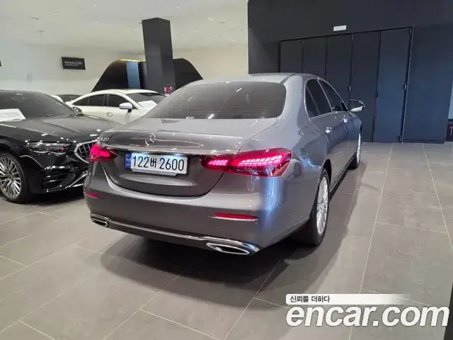 Mercedes-Benz E-Class, 2023