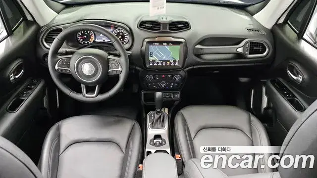 Jeep Renegade 2022 — Photo 20/32