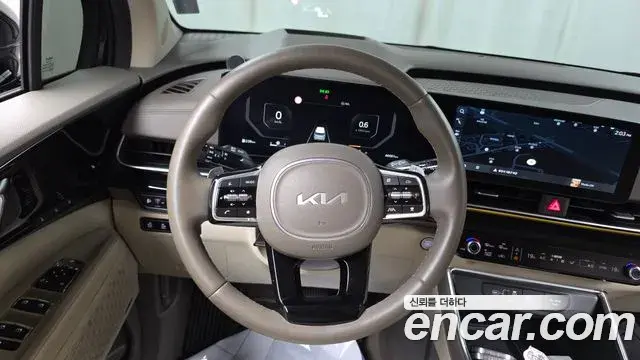 Kia Carnival 2024 — Фото 14/20