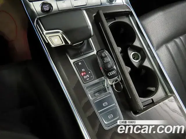 Audi A6 2021 — ფოტო 6/20