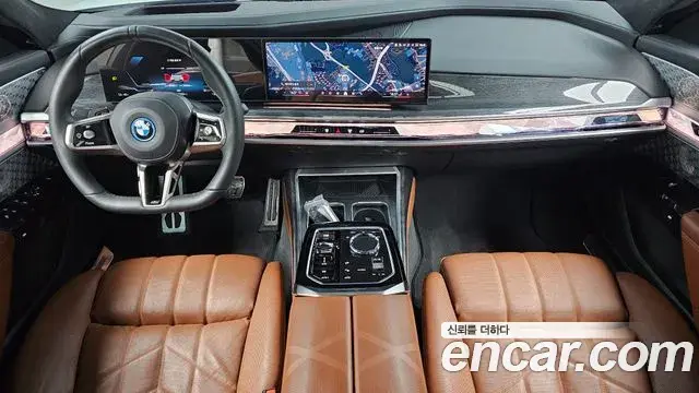 BMW i7 2023 — ფოტო 10/34