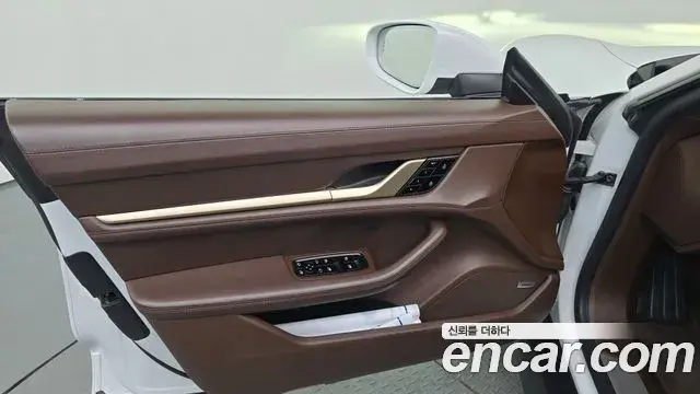 Porsche Taycan 2021 — Şəkil 7/36