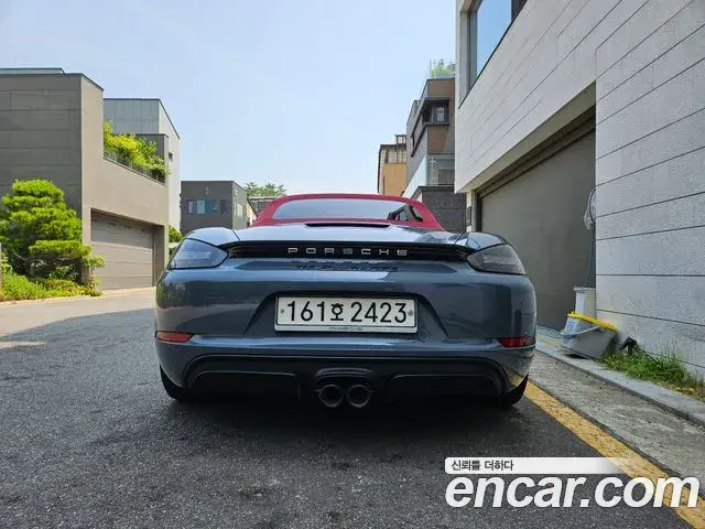 Porsche 718 Boxster 2018 — Şəkil 15/18