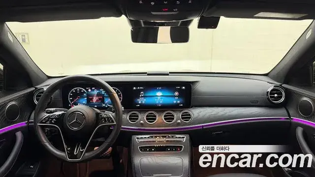 Mercedes-Benz E-Class 2023 — Фото 15/20