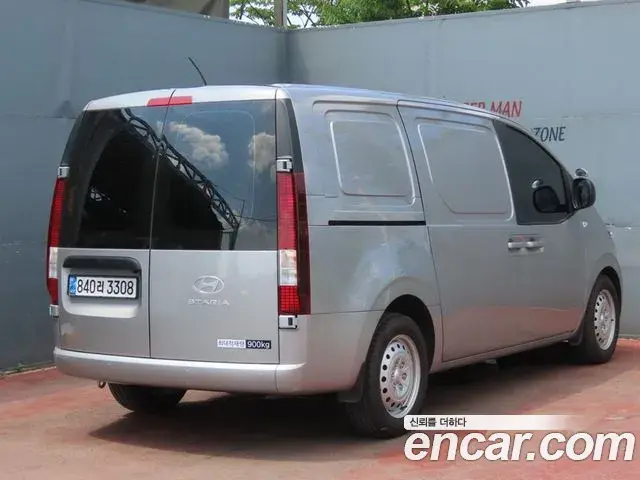 Hyundai Staria 2024 — Фото 20/20