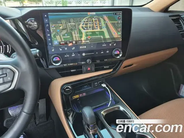 Lexus NX350h 2025 — Photo 13/17