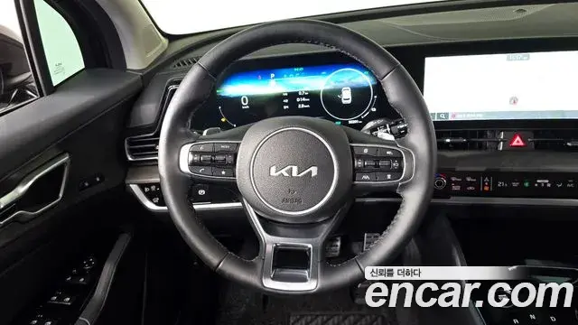 Kia Sportage 2024 — Фото 13/20