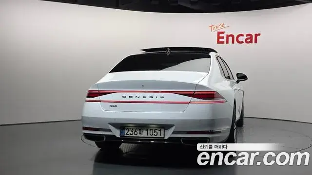 Genesis G90 2023 — ფოტო 10/20