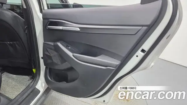Kia Seltos 2025 — Photo 13/31