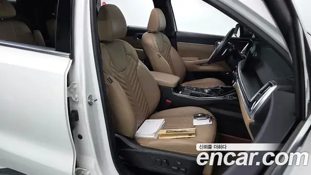 Kia Sorento 2024 — ფოტო 13/36