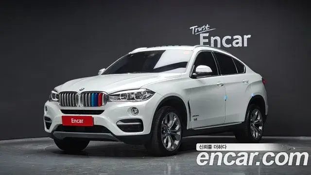 BMW X6 2018 — Photo 19/20