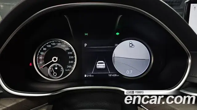 Genesis Electrified G80 2021 — Photo 8/20