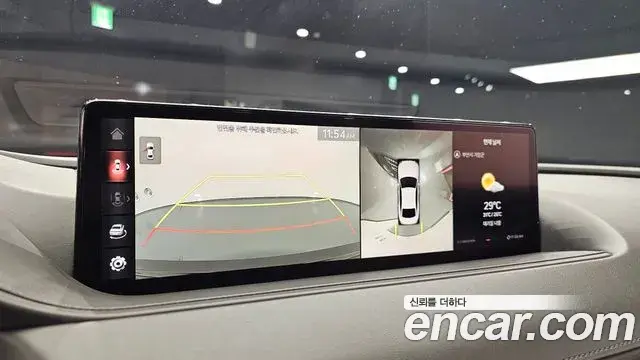 Genesis Electrified G80 2021 — Photo 15/20