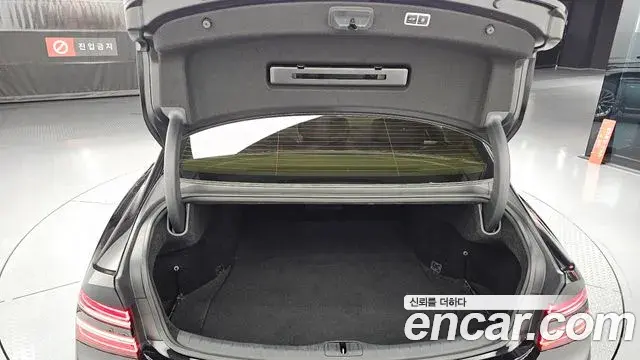 Genesis Electrified G80 2021 — Photo 20/20