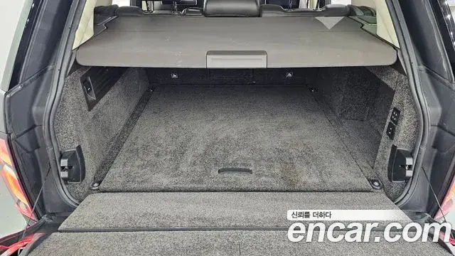 Land Rover Range Rover 2021 — Photo 5/37