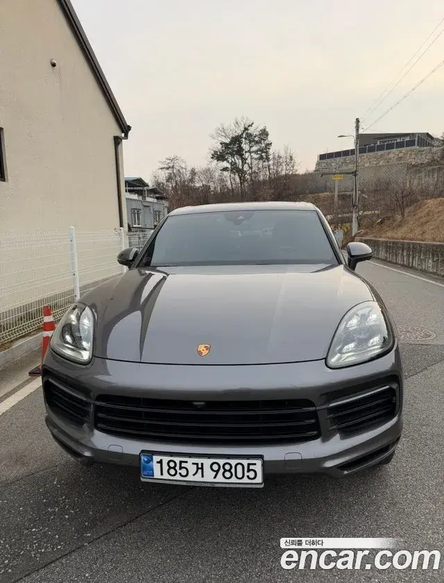 Porsche Cayenne 2020 — Photo 5/6