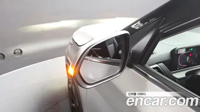 Kia Seltos 2024 — ფოტო 23/40