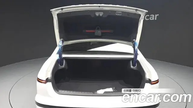 Hyundai Grandeur 2023 — Photo 20/20