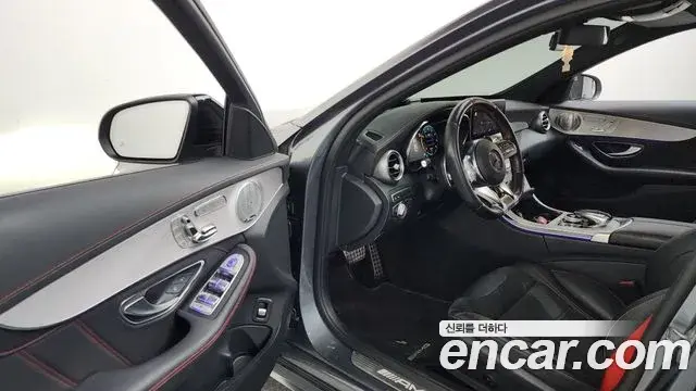 Mercedes-Benz C-Class 2019 — Şəkil 10/20
