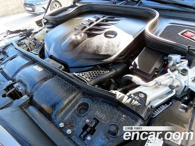 Mercedes-Benz GLS-Class 2021 — Фото 19/20