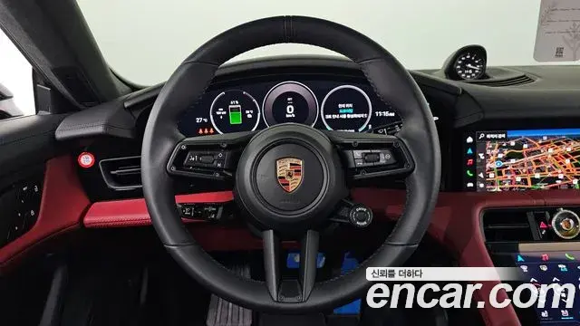 Porsche Taycan 2025 — ფოტო 21/31