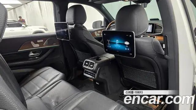 Mercedes-Benz GLS-Class 2021 — Şəkil 17/20