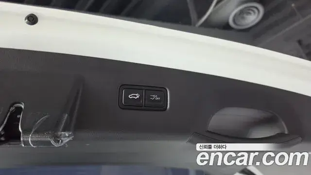 Kia Carnival 2026 — Photo 24/33