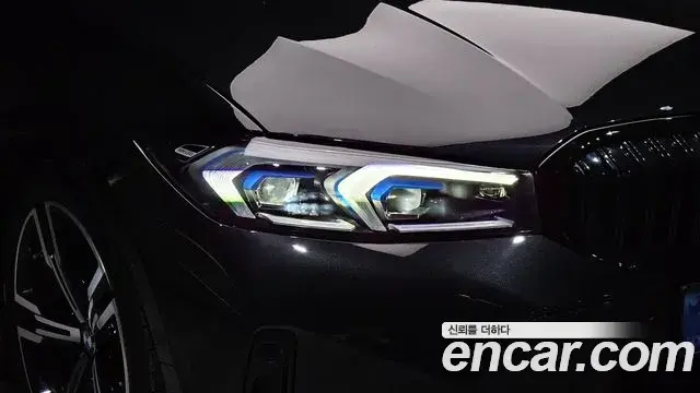 BMW 3 Series 2023 — ფოტო 3/34