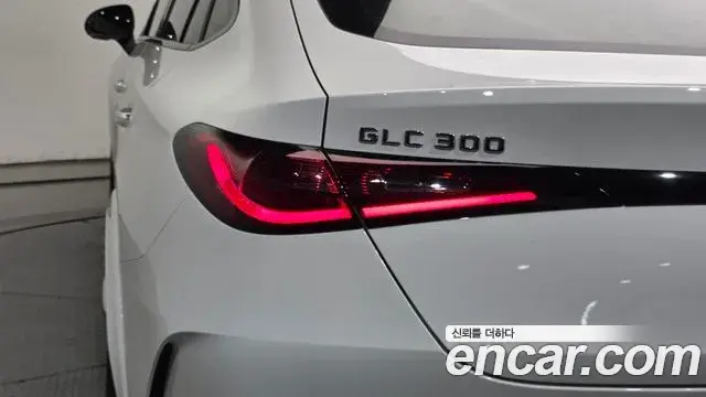 Mercedes-Benz GLC-Class 2024 — ფოტო 21/32